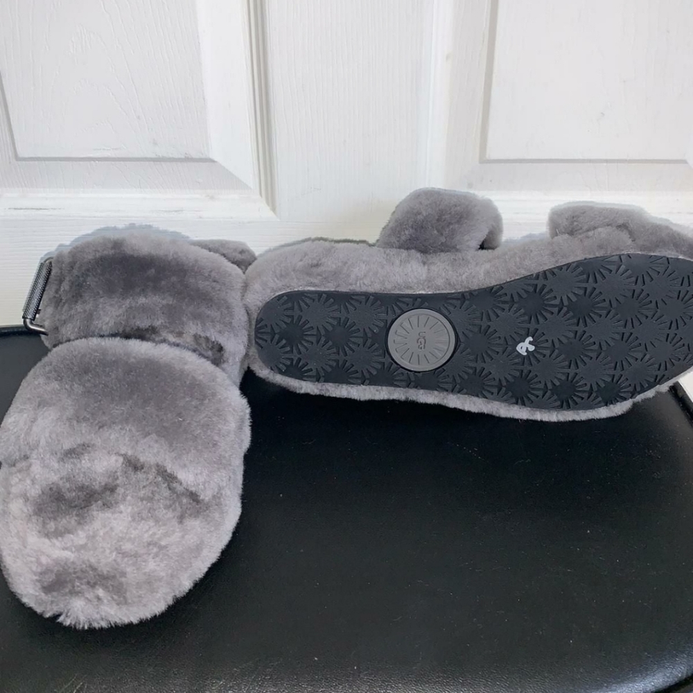 Uggs sz 10